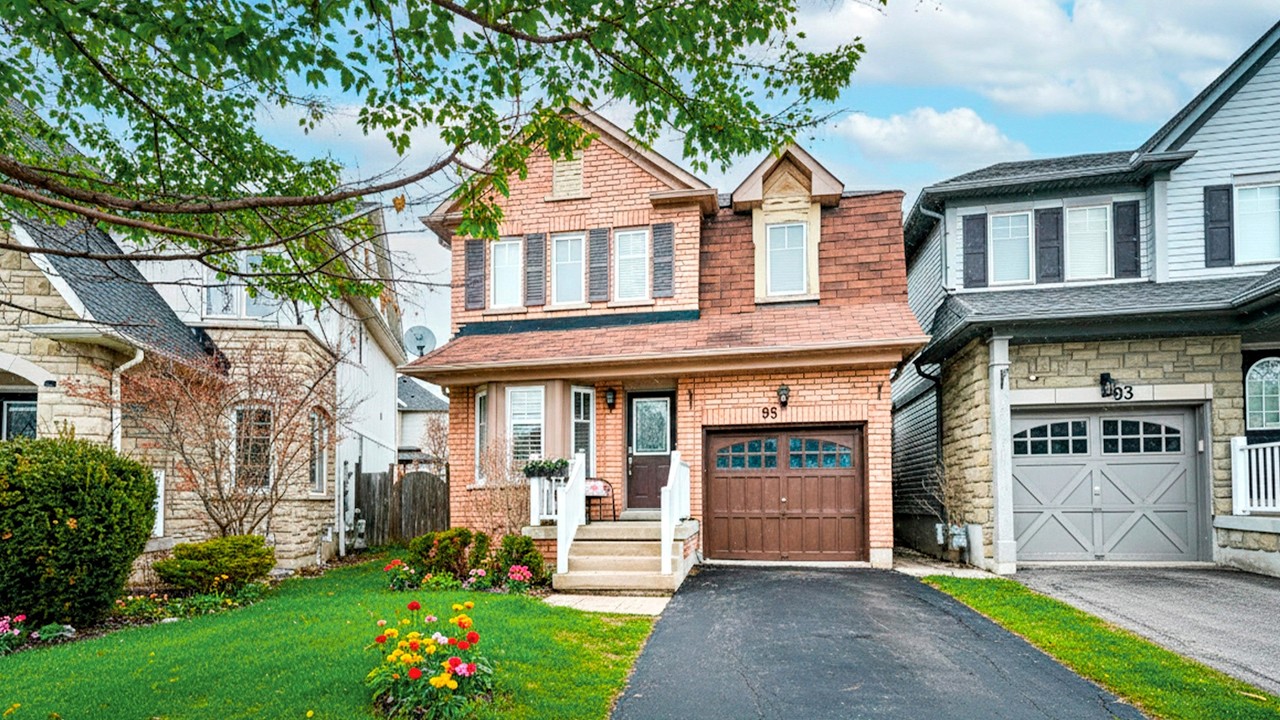 95 Harrongate Pl, Whitby, ON BD