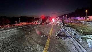 Tractor-trailer crashes on I-295 in South Portland trying to avoid deer, causing highway shutdown