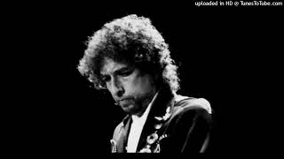 View Bob Dylan Live Performance of Boots of Spanish Leather at Jones Beach