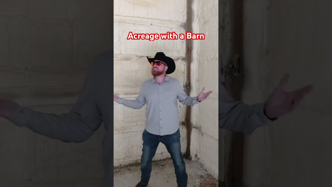 Acreage with a barn | Nashville / Brown County Indiana 