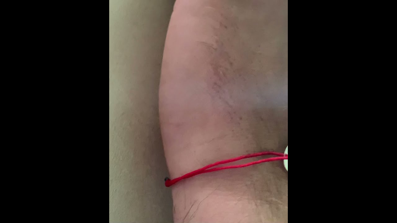 Bratara eleganta cu snur rosu si banut argint gravat - Amprentahandmade