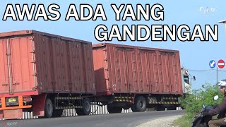 TRUK GANDENG BOX TRONTON HINO 500 MITSUBISHI FUSO TRUCK TRAILER DI JALINGKUT PANTURA TEGAL F427