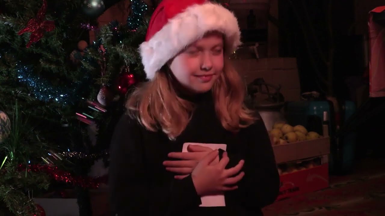 Gift and pack wisely! Christmas video 1