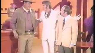 Glen, John Wayne and Tim Conway - The Glen Campbell Goodtime Hour (14 Sept 1971) - Comedy Skit chords