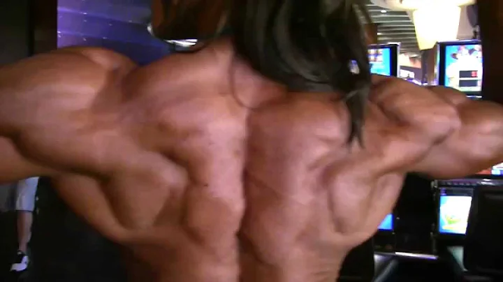 Back muscles of Lea Geiger of Las Vegas