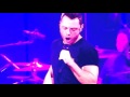 Tiziano Ferro holds a note for 16 seconds