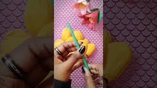 Yellow Tulip Tutorial💛✨ DIY Handmade Bouquet 💐💛 #tulip #crepepapercraft #viral #shorts
