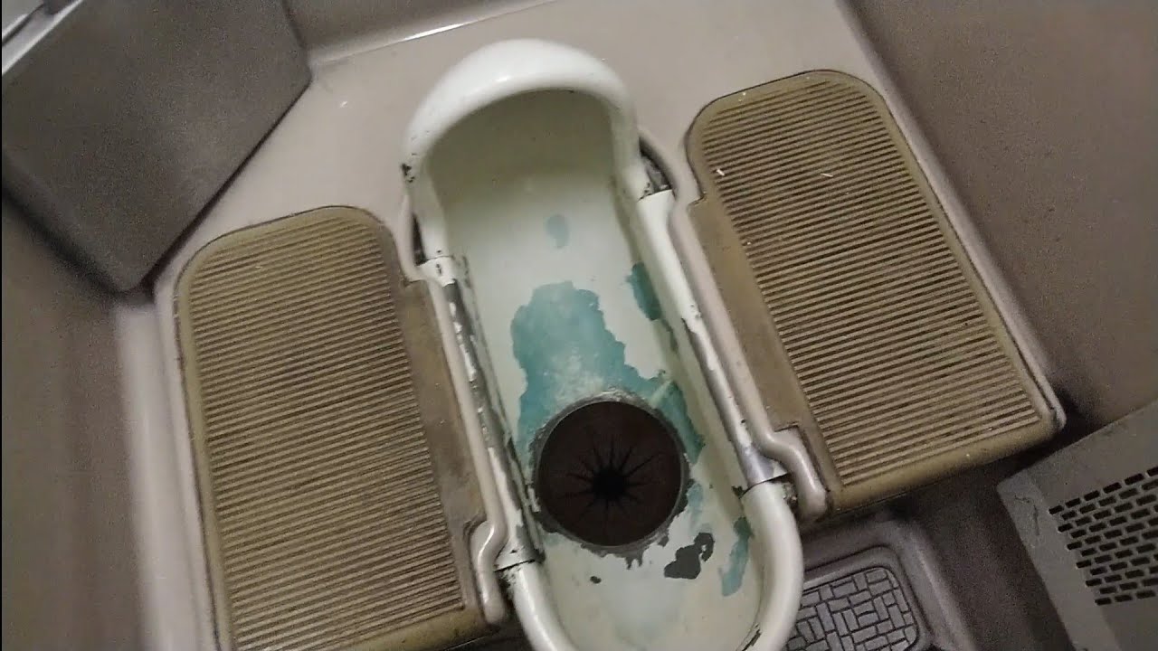 昭和感満載のトイレ Jr東海211系5000番台のトイレを探索してみた Youtube