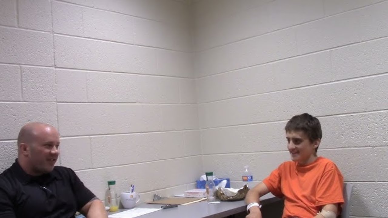 18-Year-Old Confesses After Attacking Entire Family | Police Interrogation