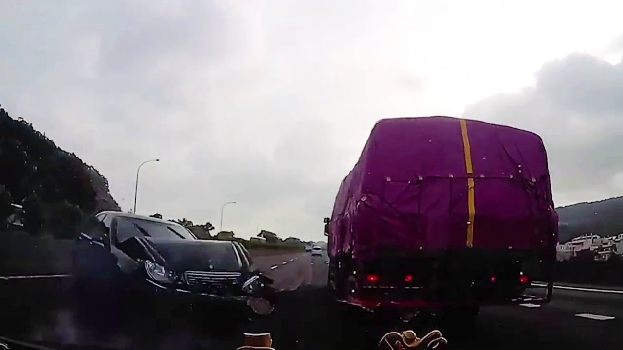 💥 Car accident and expensive fails dashcam 2023 compilation № 90 - YouTube