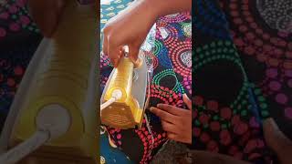 How to stone your fabric using board design and iron How to stone your fabric using board design and iron