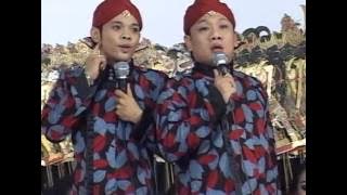 SOPO SING KUAT NGEMPET ORA NGGUYU CAK PERCIL KOMEN-O