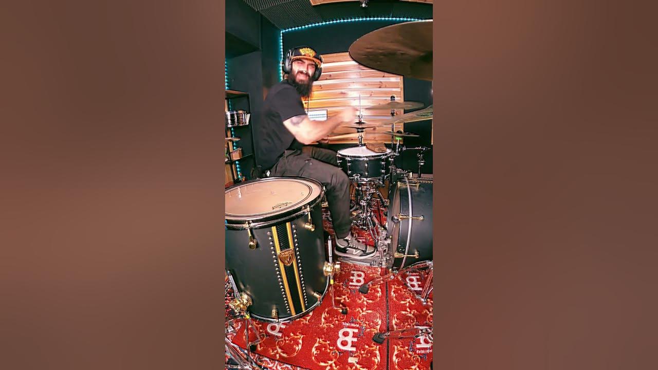 THIS GROOVE MADE HISTORY.