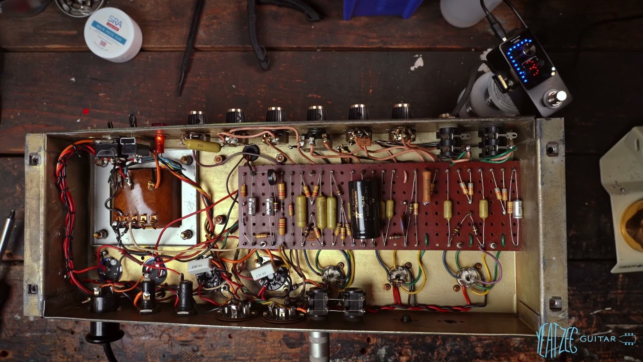 1967 Marshall Plexi 50w vs 1972 100w Super Bass - YouTube