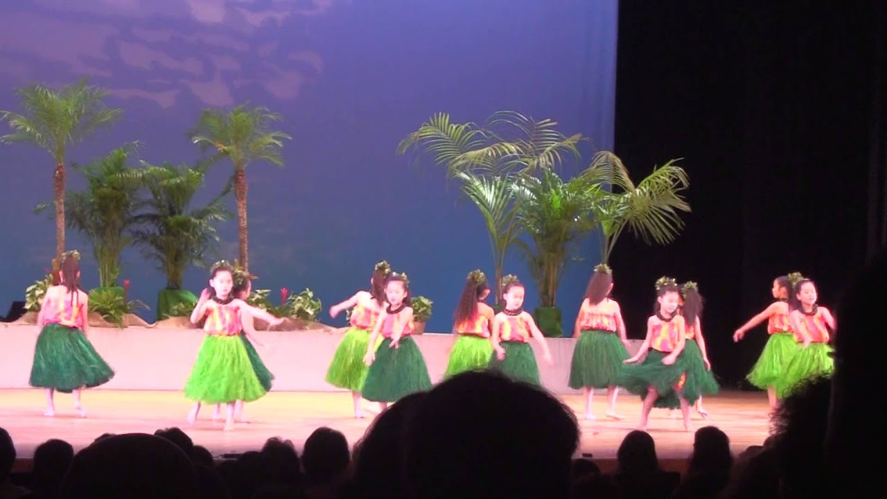 13 11 17 フラダンス発表会 オケカイ 年長 Youtube