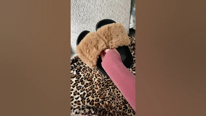 Amazon Fuzzy slides find 🦊 the best slip on shoes in pregnancy too with my fat swollen feet ♥️