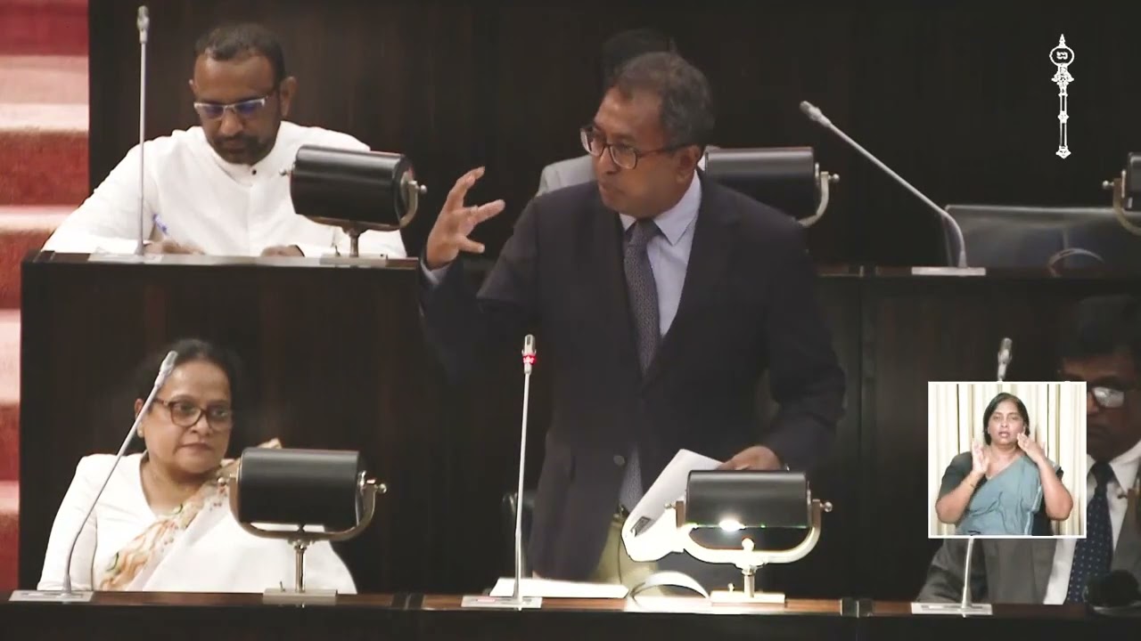 නීති විරෝධී ගල් අඟුරු ටෙන්ඩරයට එරෙහිව විගණන වාර්තාවක් කැඳවීම නිසා මාව මුදල් කාරක සභාවෙන් එලෙව්වා.