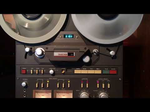 Tascam 32 Stereo 15 ips Reel to Reel Tape Deck. 