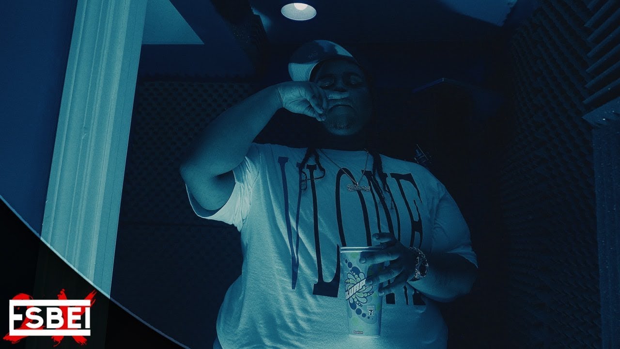 Fat Wavey - OSO Part 2 (Official Video) Shot by @Esbei2x bekijken op YouTube Fat Wavey - OSO Part 2 (Official Video) Shot by @Esbei2x bekijken op YouTube