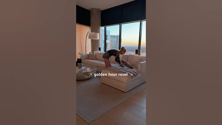 golden hour reset ✨#cleaning #clean #cleaningmotivation #cleanwithme #apartment #sunset #dayinmylife