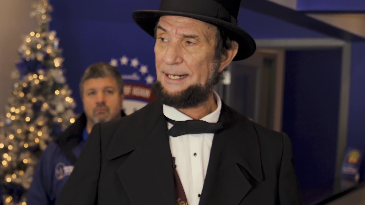 Honest Abe Roofing Saves Christmas!