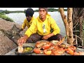 memang lezat kepiting hasil buruan langsung di masak dan makan di alam