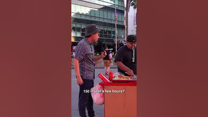 How much do LA Hot Dog vendors make? 🌭 #shorts