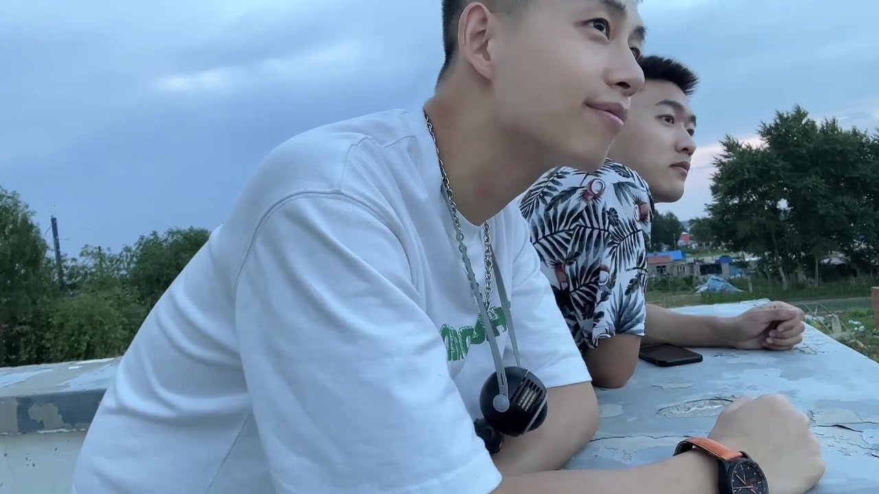 出櫃後領老攻回東北哈爾濱老家見我父母！丨丨🌈夫夫龍龍和小海 [SUB]