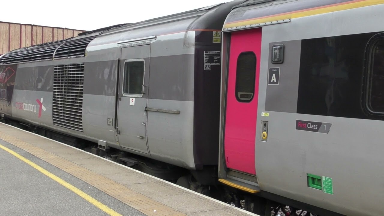 Cross Country HST Class 43 Departing Sheffield (02/5/23)