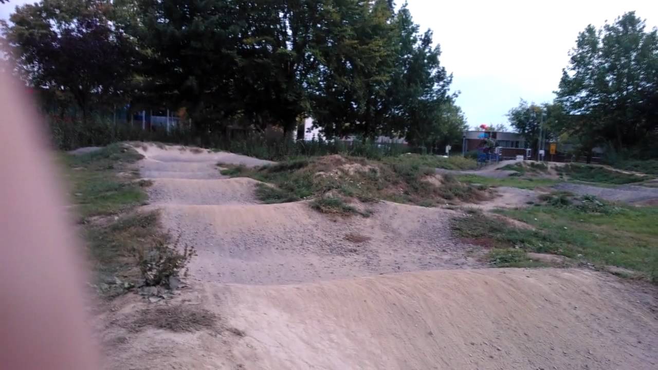Race Bmxtraining mal Anderst pumptrack baunatal YouTube