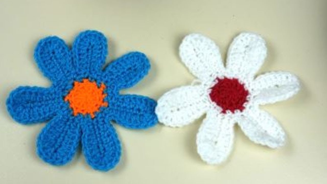 Les fleurs du gilet de Karine Lemarchand - La Grenouille Tricote