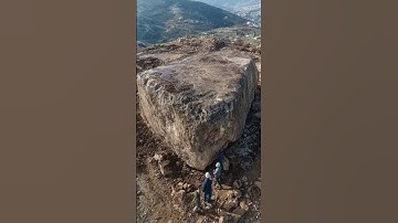 This Stone Weighs 1,200 Tons—and It’s Still on a Hill