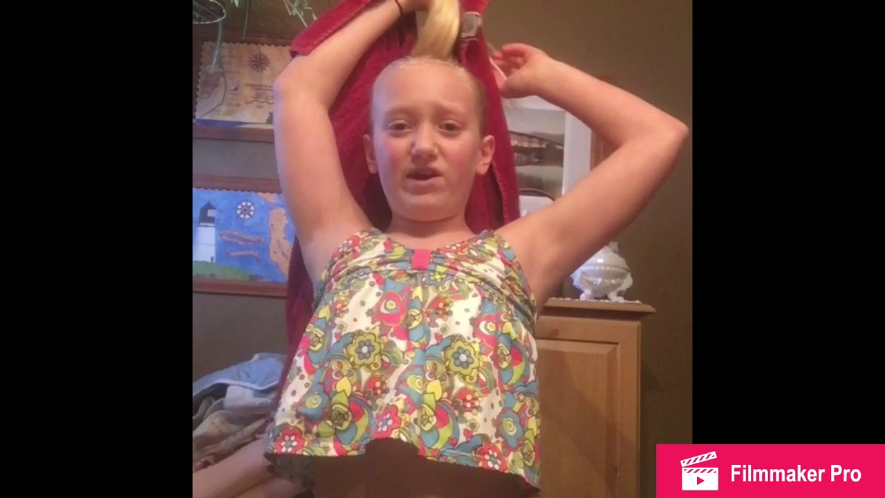 The Snow Suit Challenge ( I went in the snow with my bathing suit on!)