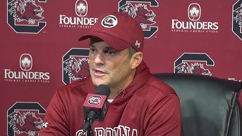 Shane Beamer gets emotional following the Gamecocks loss to Clemson