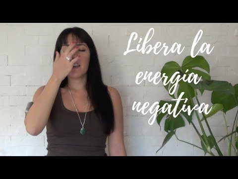 Video: Cómo liberar energía emocional negativa (con imágenes)