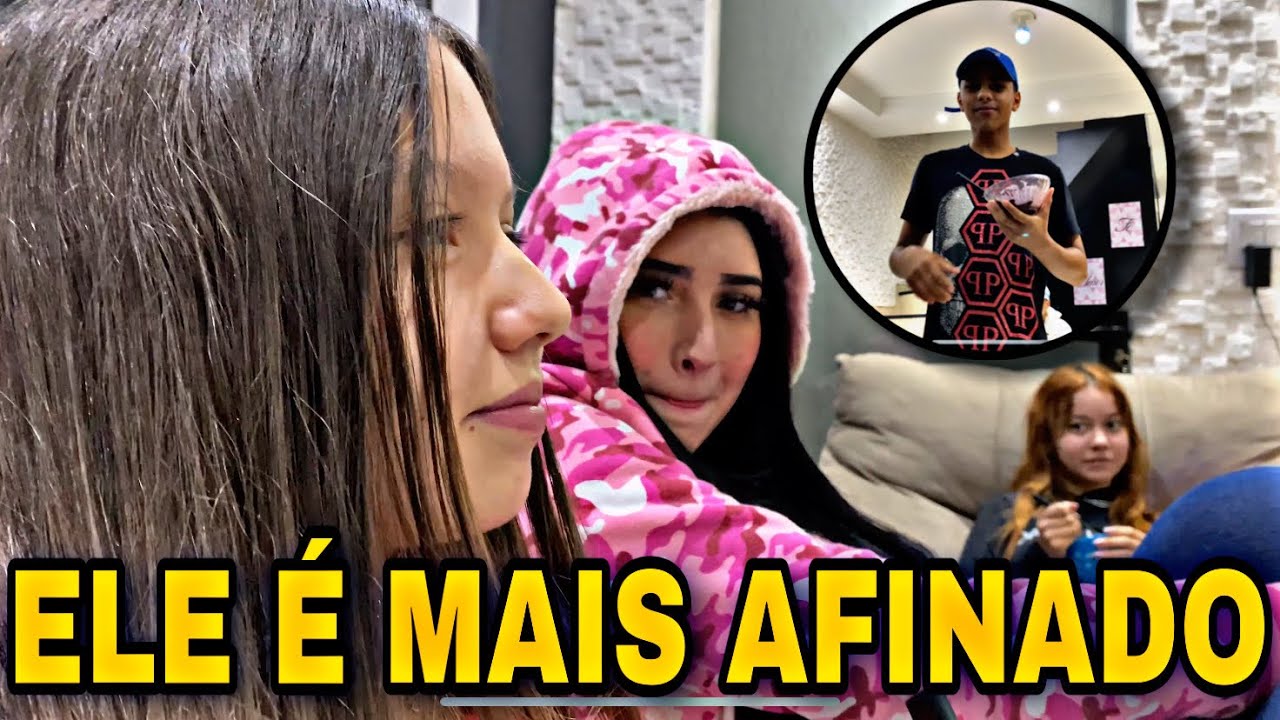 GUSTAVINHO QUASE PERDEU A LINHA PRO TATO COM A GI MENININHA/ ELA DISSE QUE ELE CANTA MELHOR QUE O GU