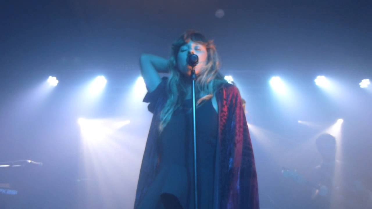 Foxes - Holding Onto Heaven (HD) - Oslo - 29.07.15