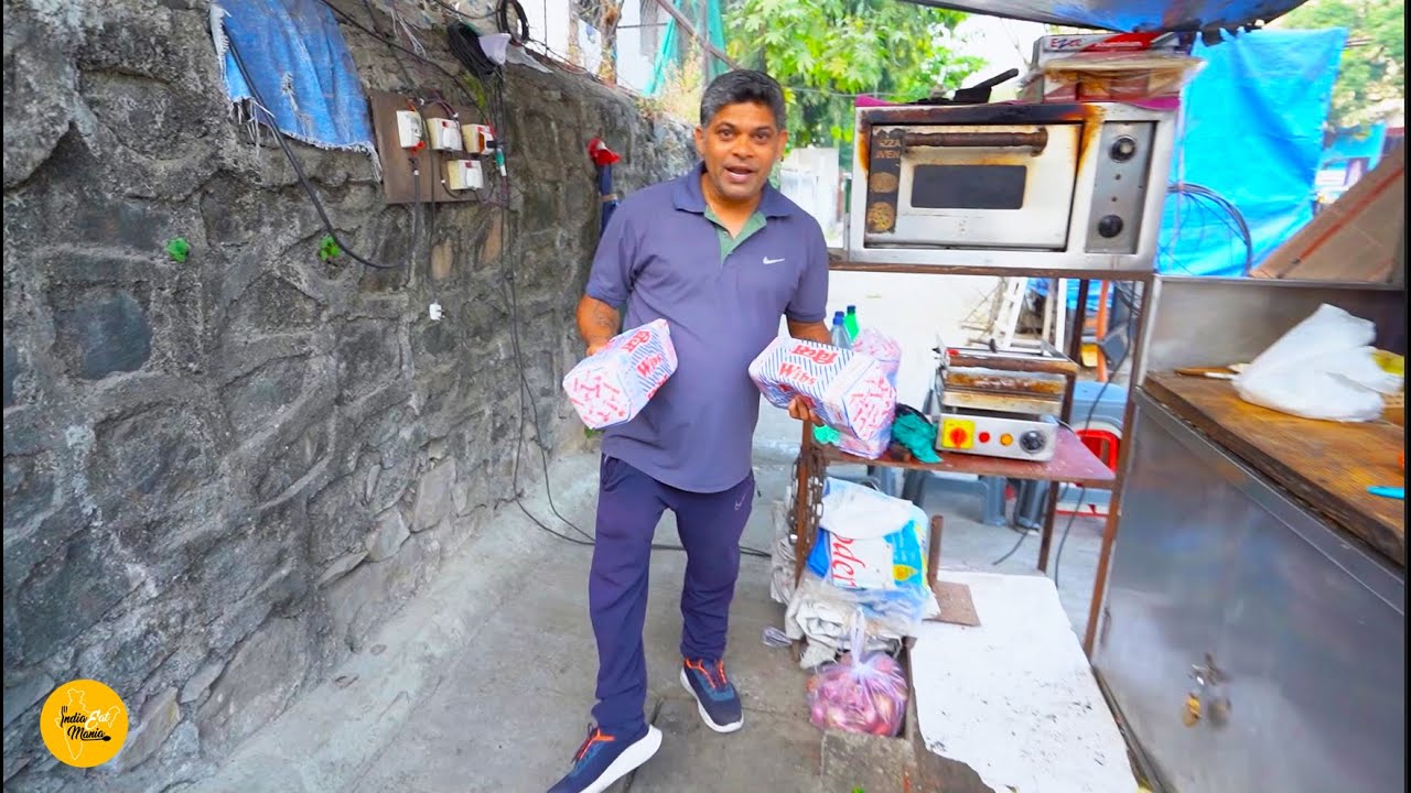 Motivational Santosh Ji Selling Cassata Sandwich Rolls Rs. 160/- Only l Mumbai Street Food