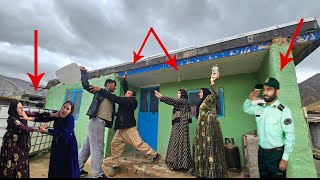 The arrival of the traitorous husband and Hussein to propose to Ashraf's sister: Ashraf's opposition