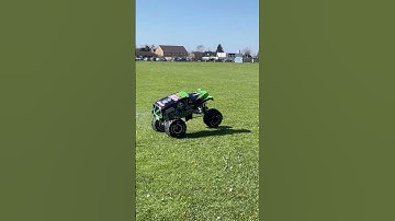 Worlds Biggest RC Car power wheelie