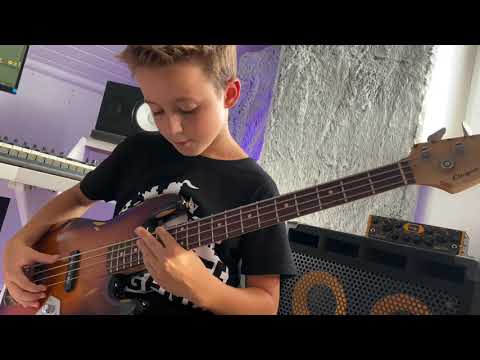 (9yrs) AronTheBassist - “Holy” by Justin Bieber ft. Chance The Rapper (bass cover)