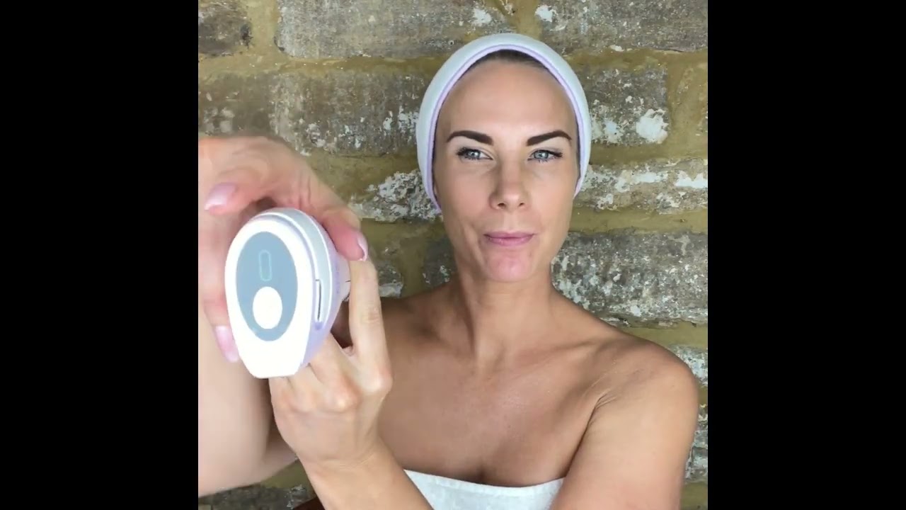 Tria Beauty Age Defying Laser - demonstrated by British MUA, Emily Firmin