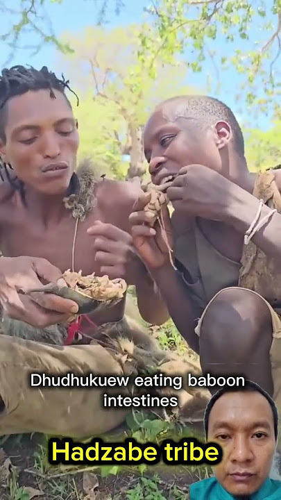 DHUDHUKWE EATING BABOON INTESTINES #hadzabetribe