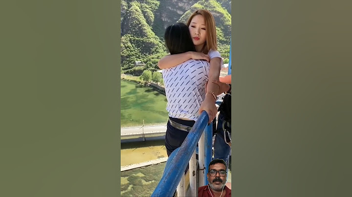 Bungee Jumping With Rope In Beautiful Place,Girl Hugs Coach Tightly#extreme#shorts