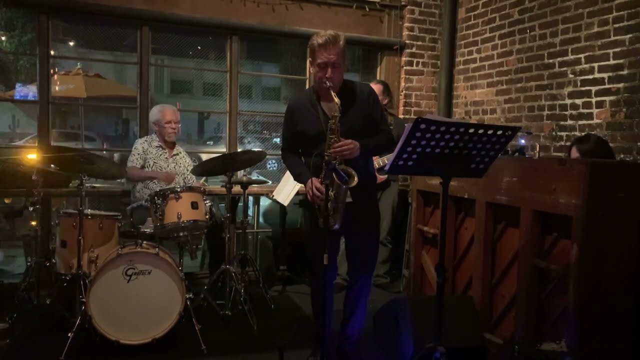 David Acosta Jazz Sax Quartet Ambidextrous (Eddie Harris) Live at