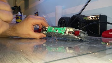 Roco BR132 AMW PluX22 Platine Einbauen 2 Teil 1