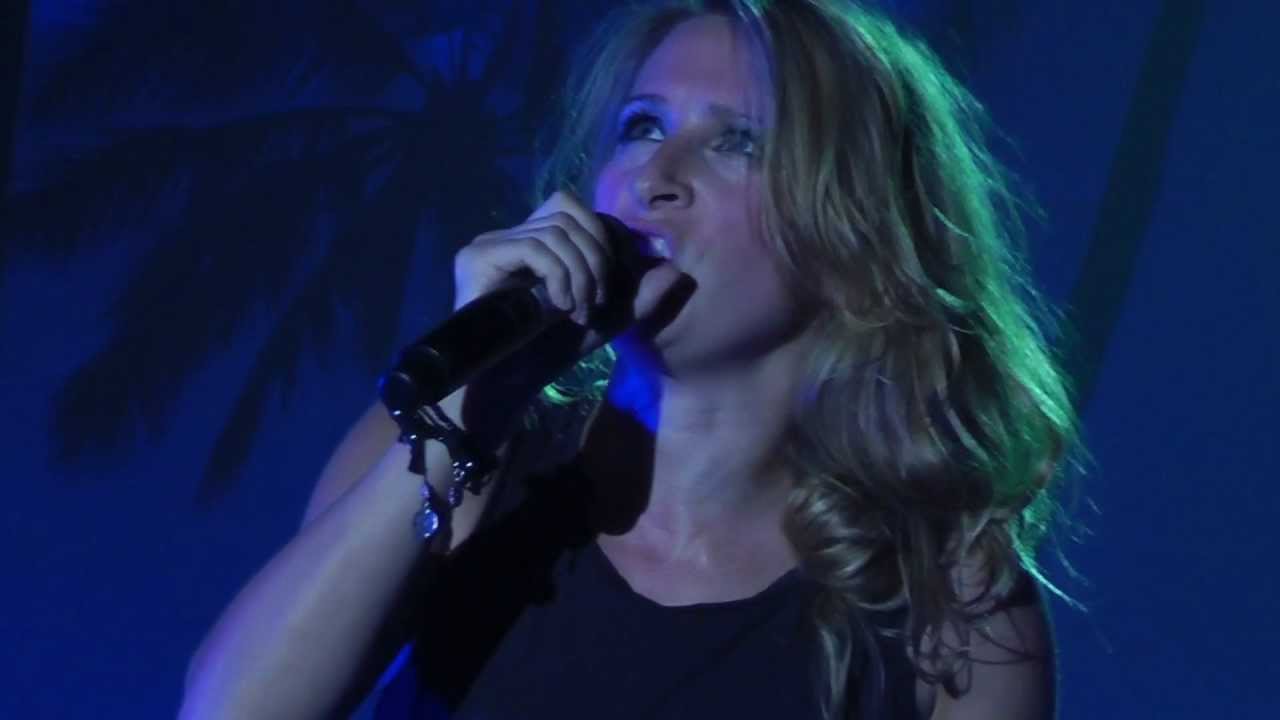 guano apes live 2011