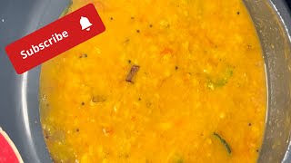 Andhra style lo Tomato pappu recipe in Telugu,bachelor‘s simple curry recipe,tomato Pappu.😋