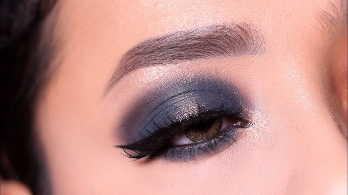 Glossy Eye Shadow Guide: Wet-Look Shine, Lasts Longer Glossy Eye Shadow Guide: Wet-Look Shine, Lasts Longer