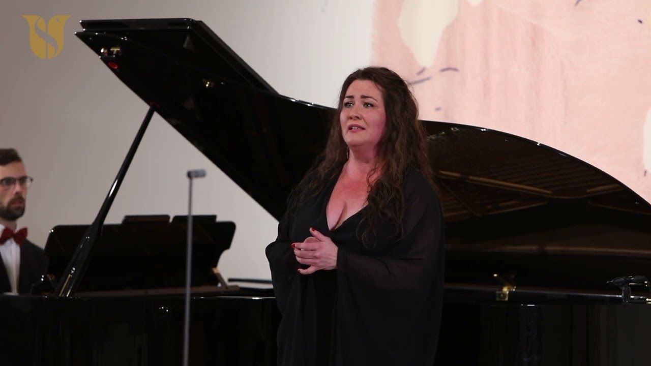 In questa reggia - Margrét Hrafnsdóttir & Einar Bjartur Egilsson